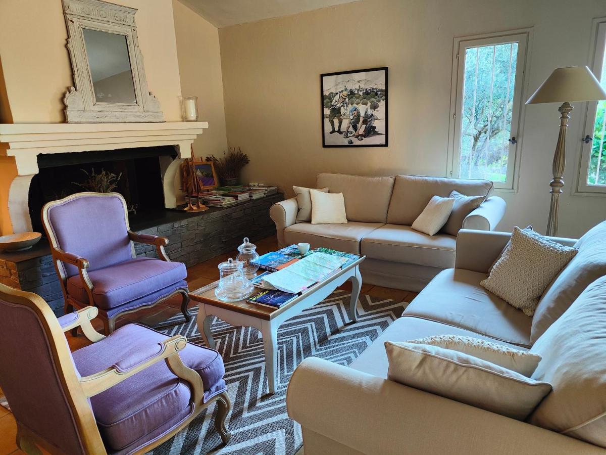 Roussillon en Isere ル チャント デュ クール Bed & Breakfast エクステリア 写真