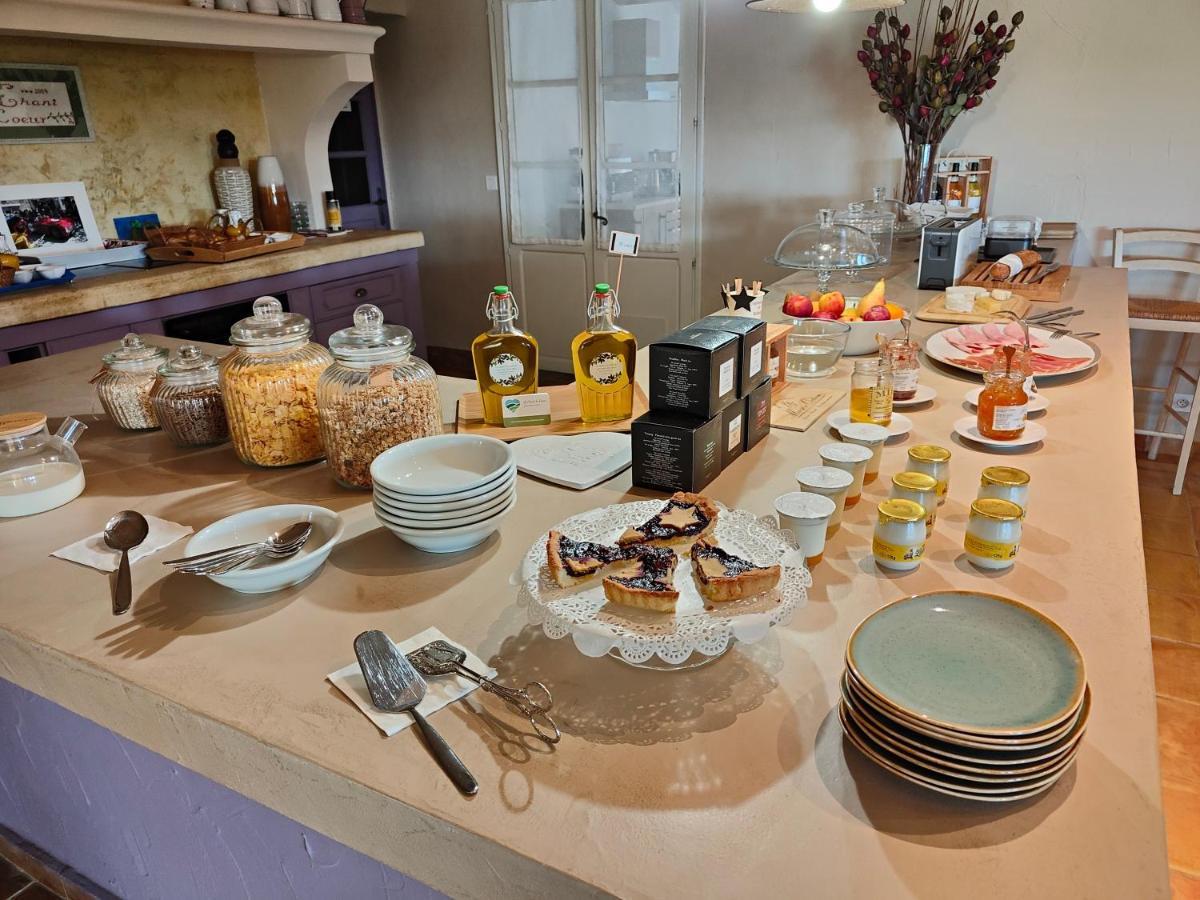 Roussillon en Isere ル チャント デュ クール Bed & Breakfast エクステリア 写真