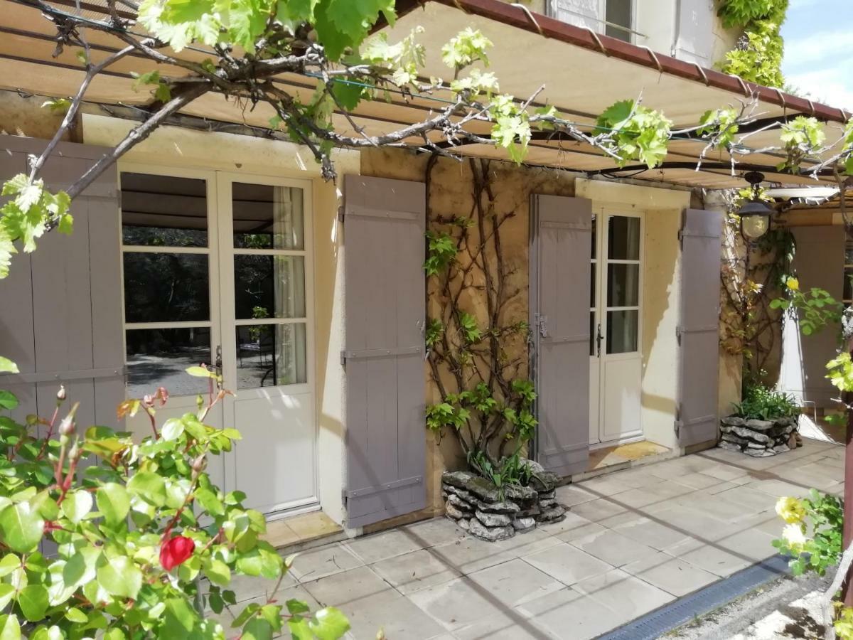 Roussillon en Isere ル チャント デュ クール Bed & Breakfast エクステリア 写真